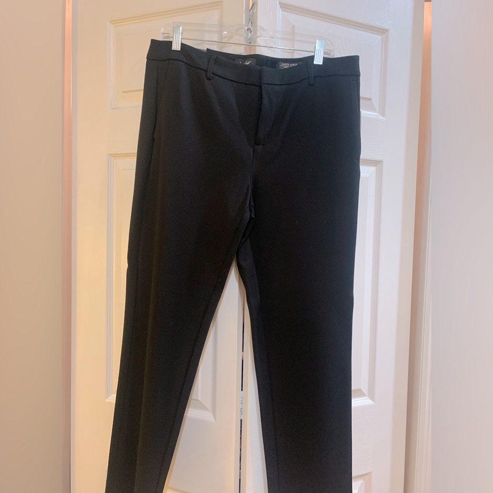 New black slim pointe pants
